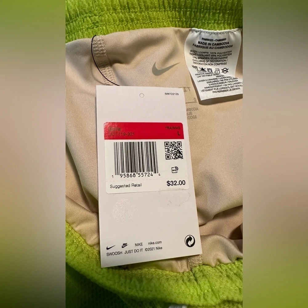 NWT Nike Dri-FIT Tempo 2-in-1 Training Running Shorts Atomic Green Large